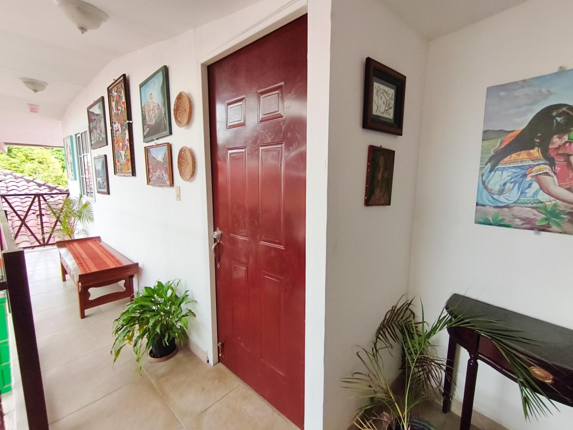 Las Catalinas Anton Panama Room photo